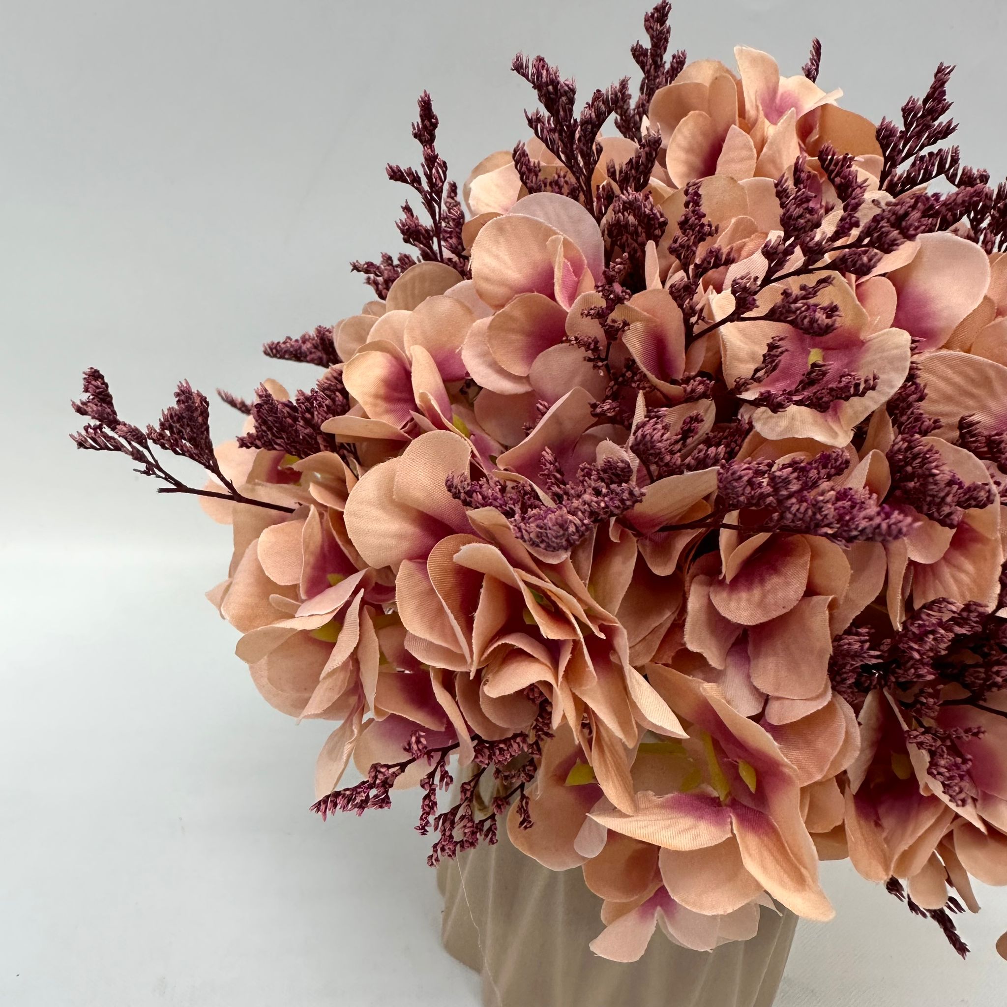 Dried Flowers/Artificial Flowers Arrangement, Natural, Home Decor, Events, AAA578