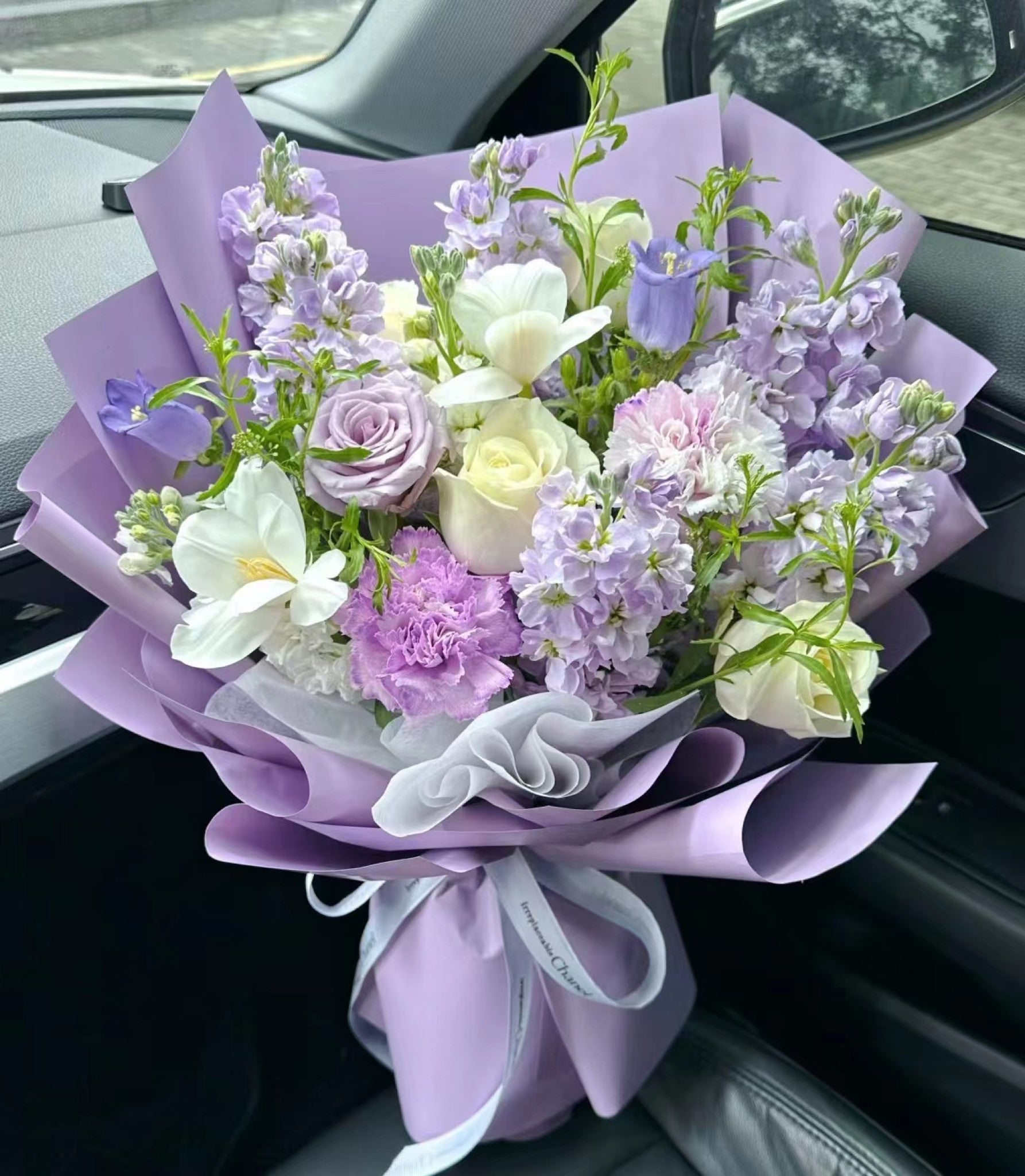 Lavender Dream - Fresh Flower Arrangement AFT185