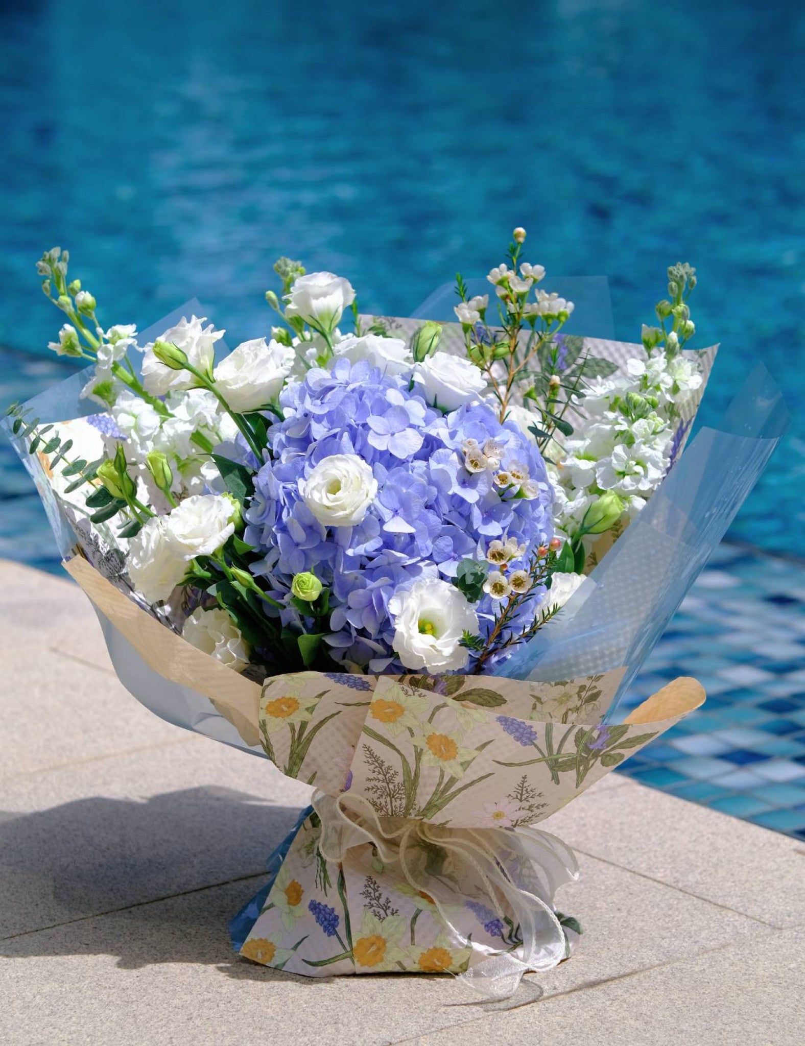 Azure Harmony - Fresh Flower Arrangement AFT198