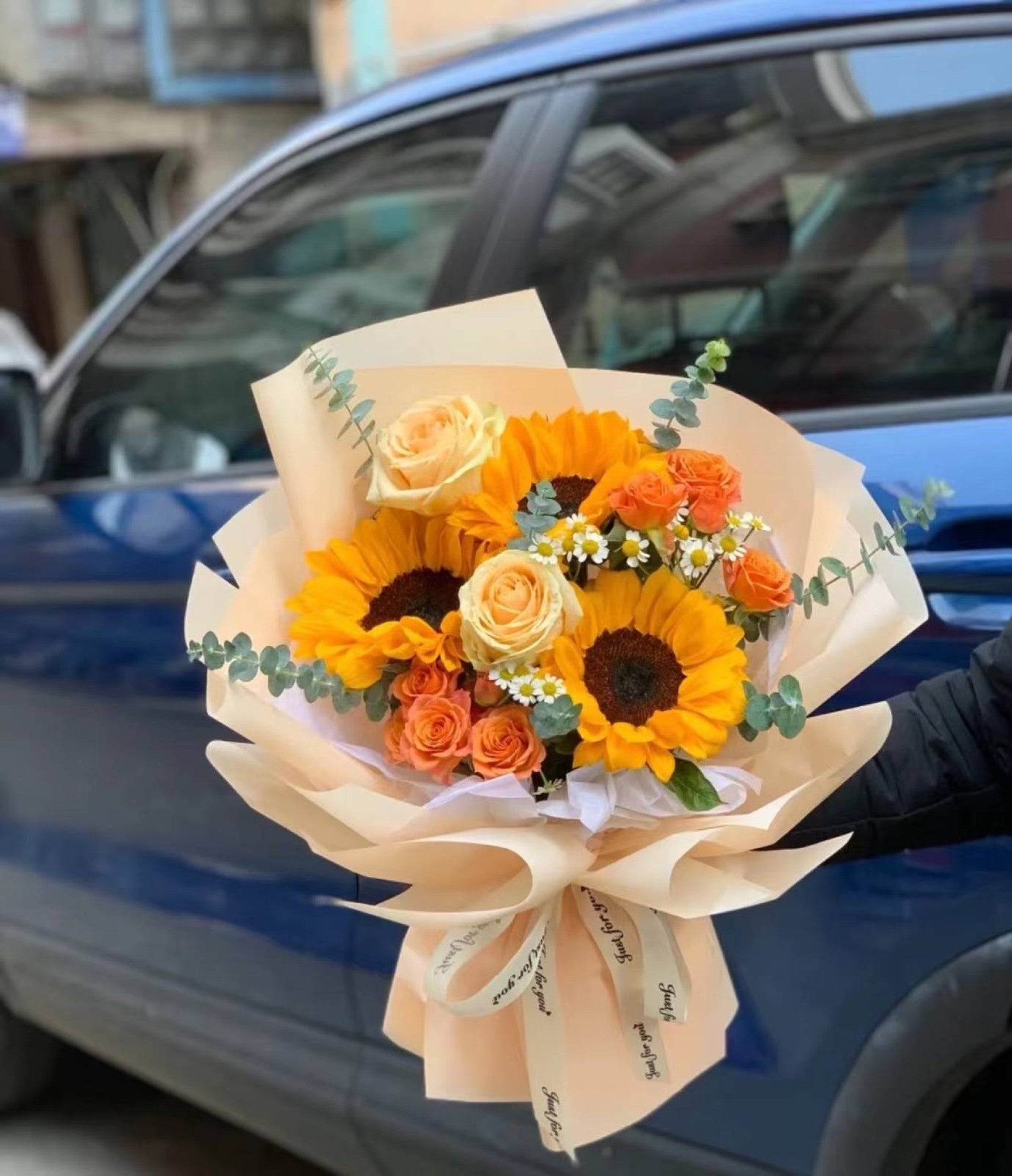 Sunlit Symphony - Fresh Flower Arrangement AFT203