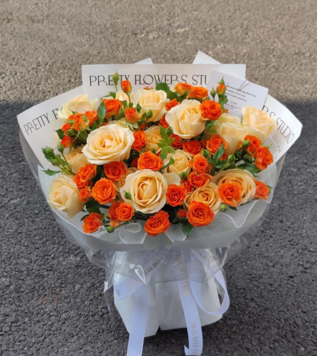 Bright Whisper - Fresh Flower Arrangement AFT238