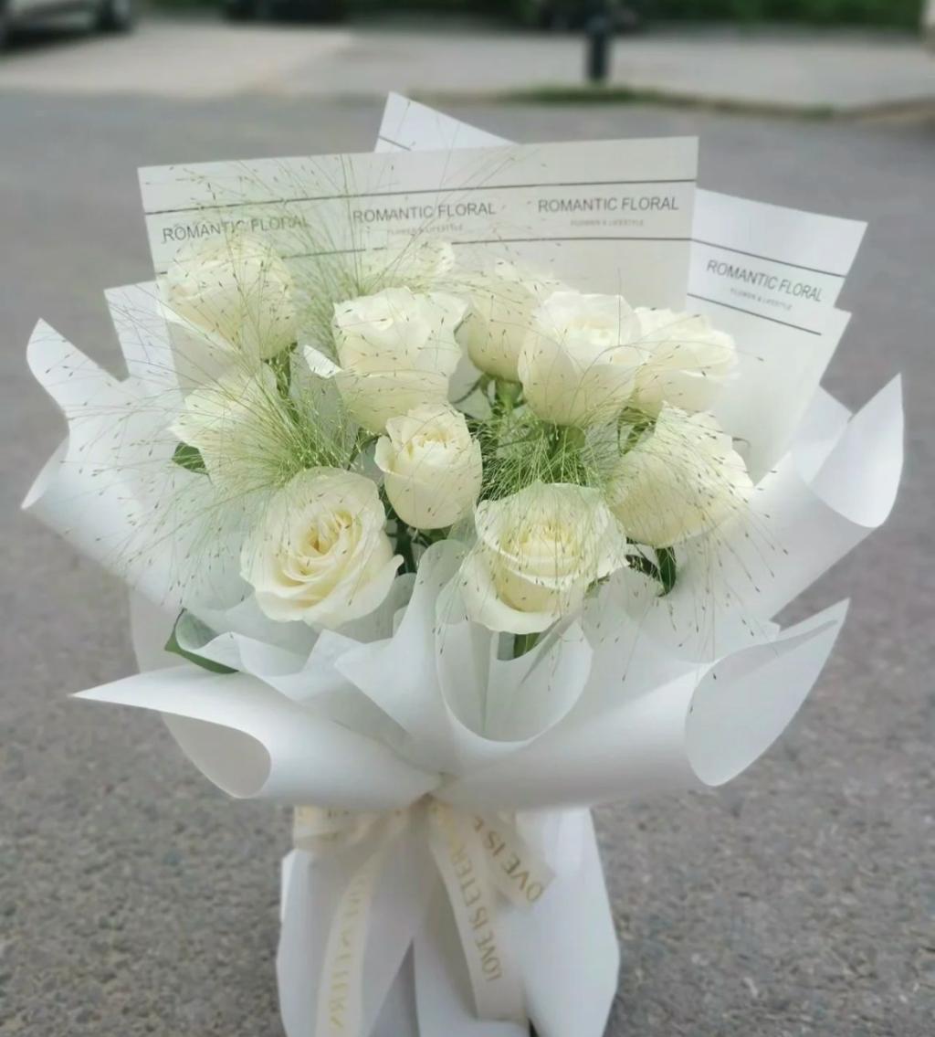 Twilight Kiss - Fresh Flower Arrangement AFT259