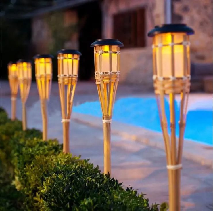 Solar Bamboo Tiki Torch Lights – 90cm & 120cm LED Flickering Flame Aacc347