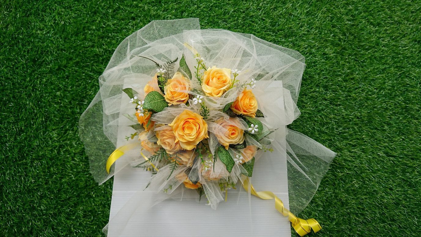 Handcrafted Bridal Wedding Car Decorations Front Bonnet Flowers Ribbon Flower Floral Silk Artificial Bouquet Centerpiece