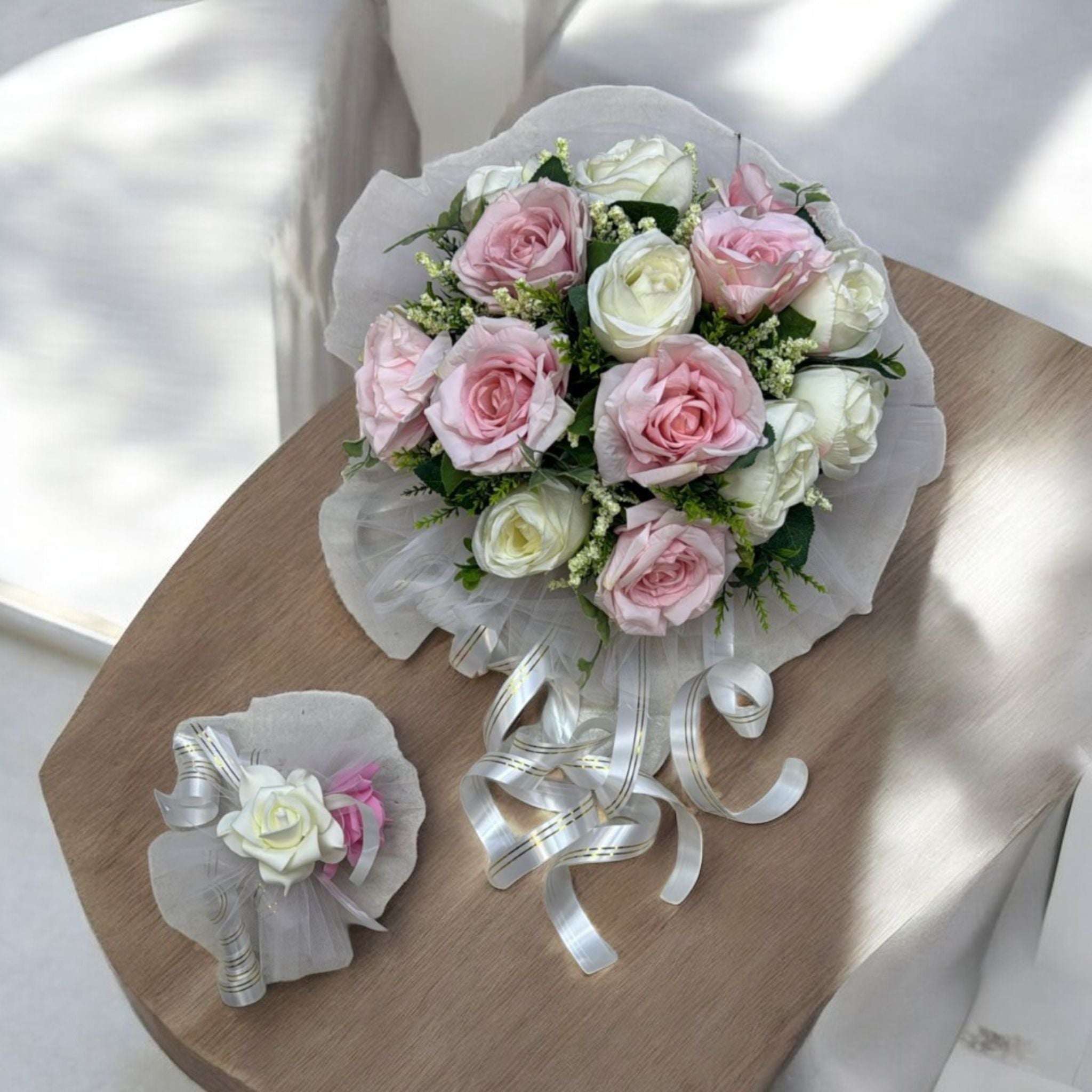 Elegance Wedding Car Flowers – Premium Floral Arrangements with Netting