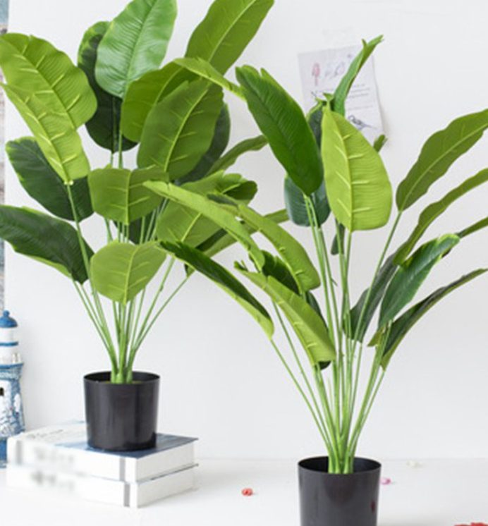Artificial Skybird banana tree with 18 leaves by Alton Flowers, showcasing realistic green foliage without a pot.