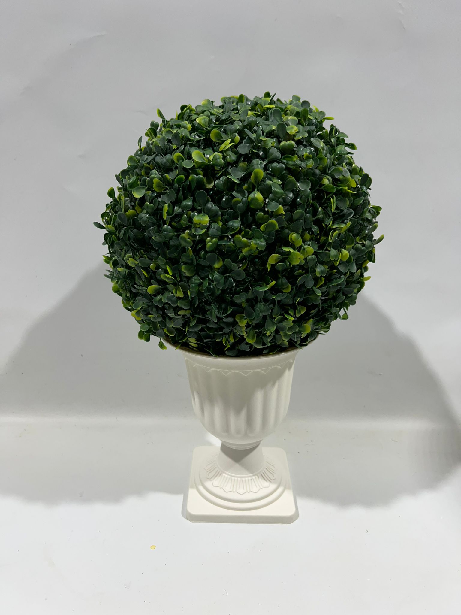 43cm Artificial Plant Boxwood in a plastic Roman Cup, home decor, garden events. Aplant1011