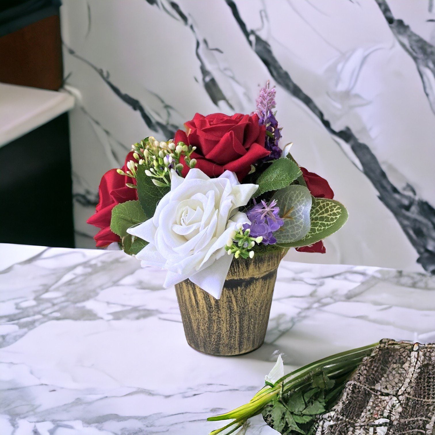 Flower Arrangement in pot atificial, home, office, deco AAA465