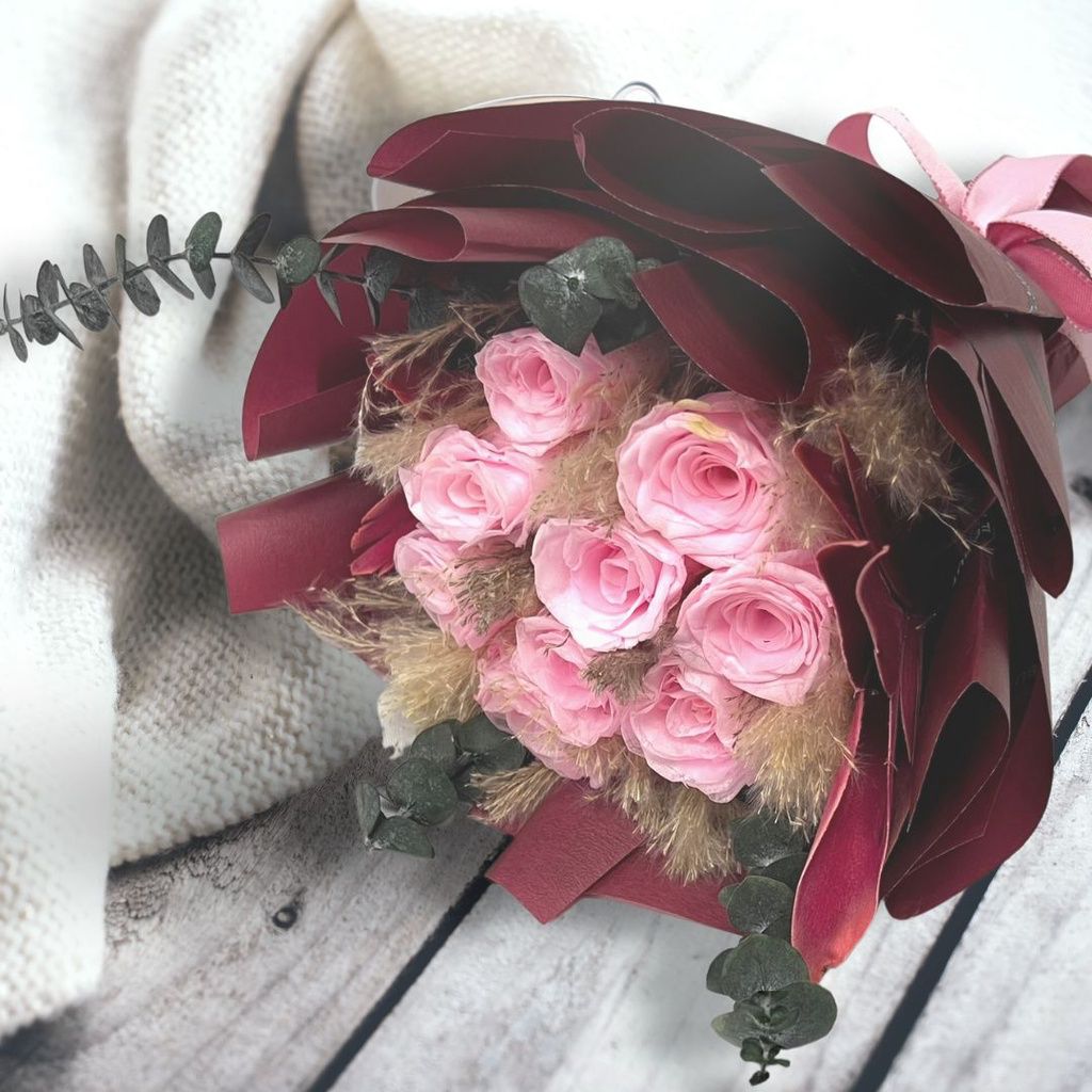 2023 Forever Roses Bouquet Pampas Valentine's Day Gift Preserved Dried Flowers AAA558