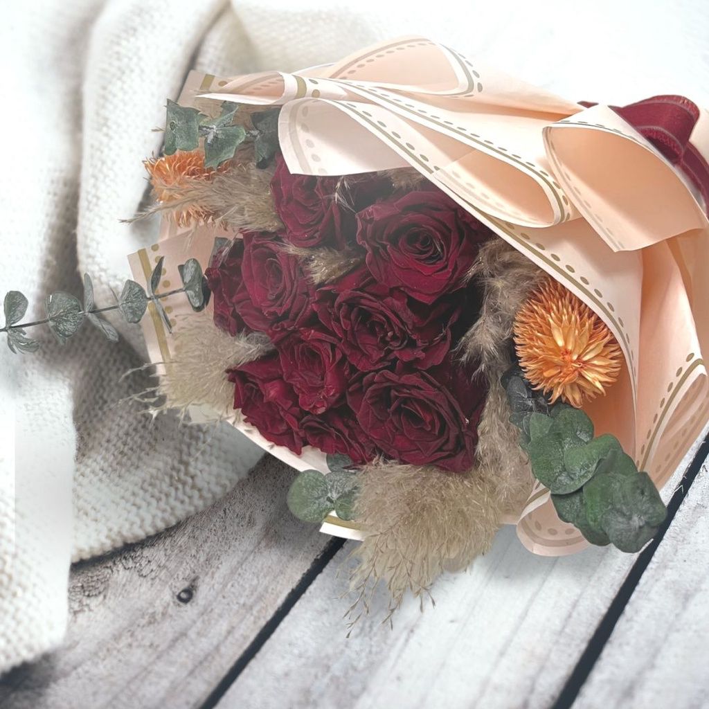 2023 Forever Roses Bouquet Pampas Valentine's Day Gift Preserved Dried Flowers AAA558