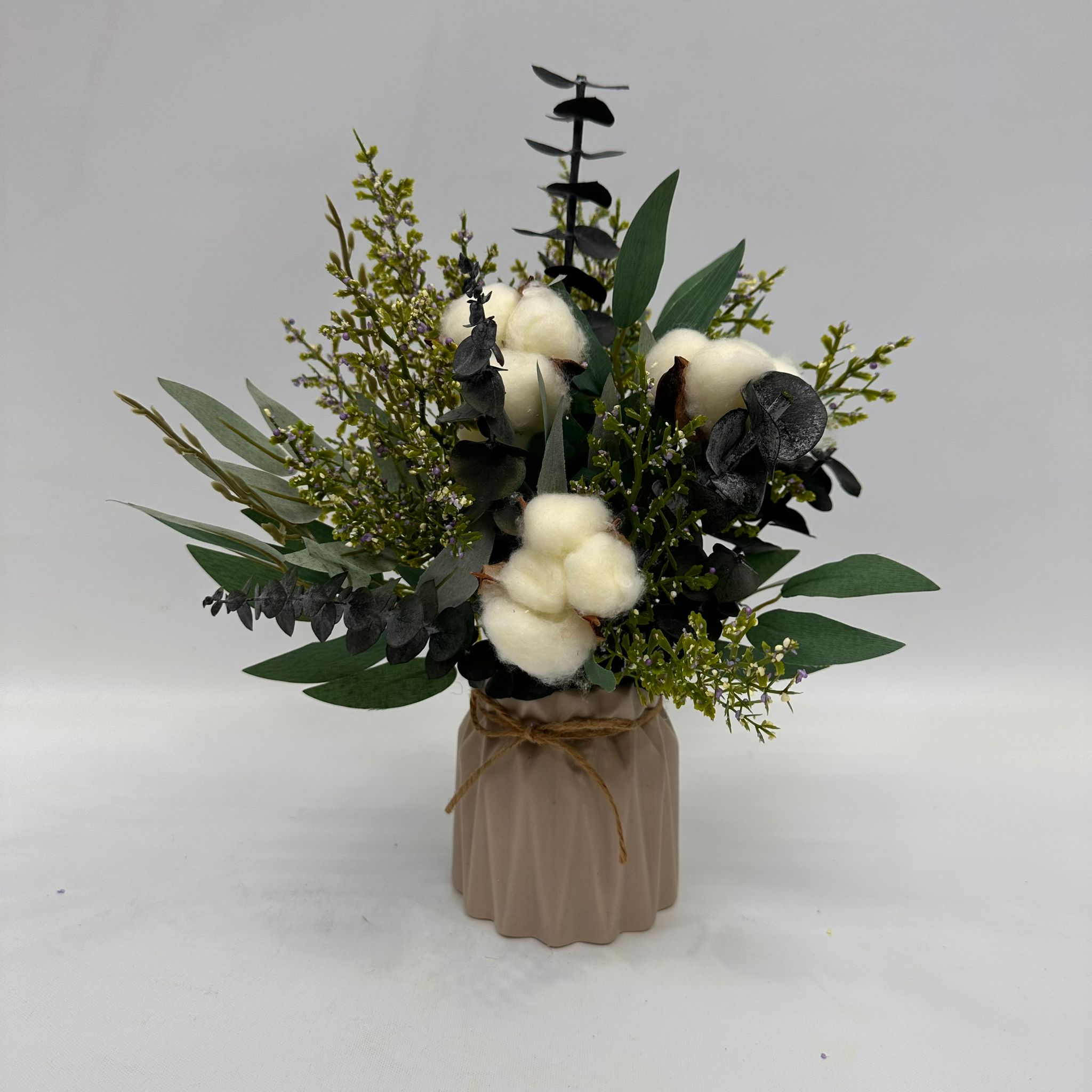 Dried Flowers/Artificial Flowers Arrangement, Natural, Home Decor, Events, AAA581