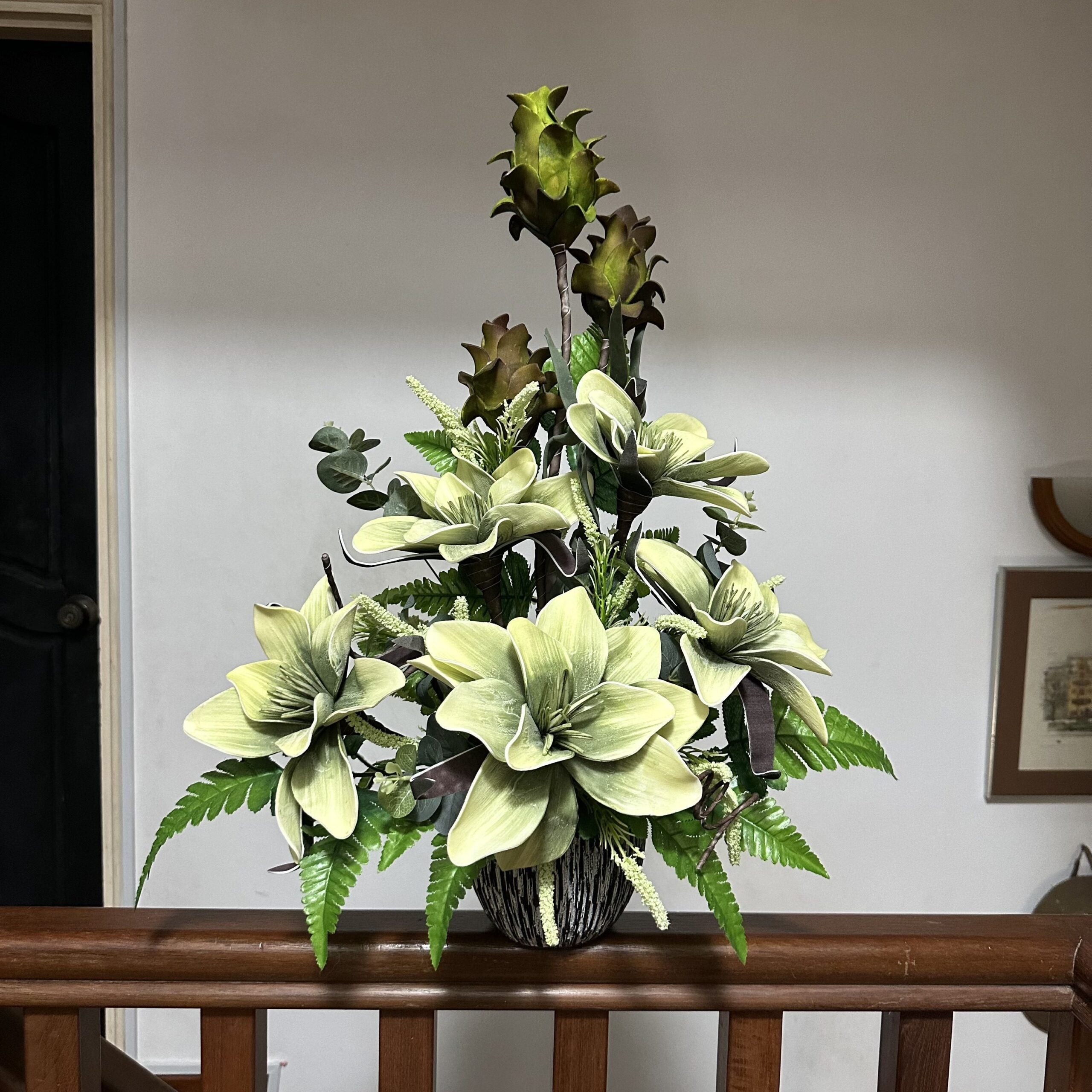 Artificial Flowers Arrangement, Home Decor, events, season, garden  AAA606