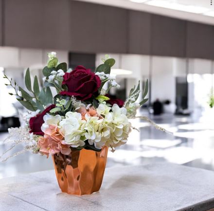 Artificial flower arrangement For home decoration and other office uses AAA868