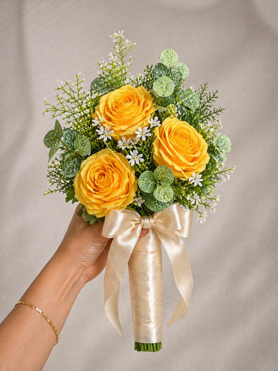 Simple Hand Flower Bouquet for Wedding