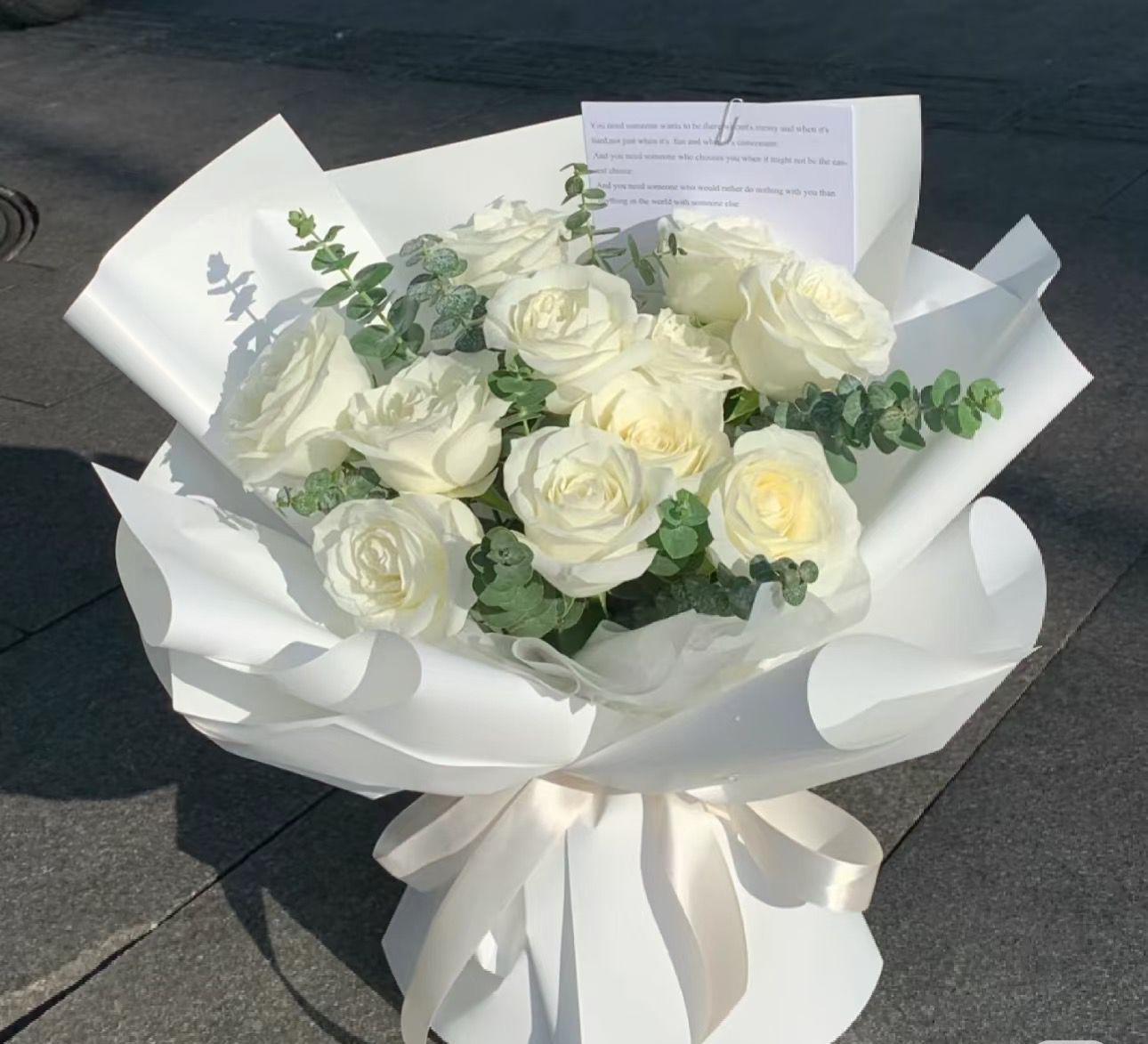 Silent Love - Fresh Flower Arrangement AFT251