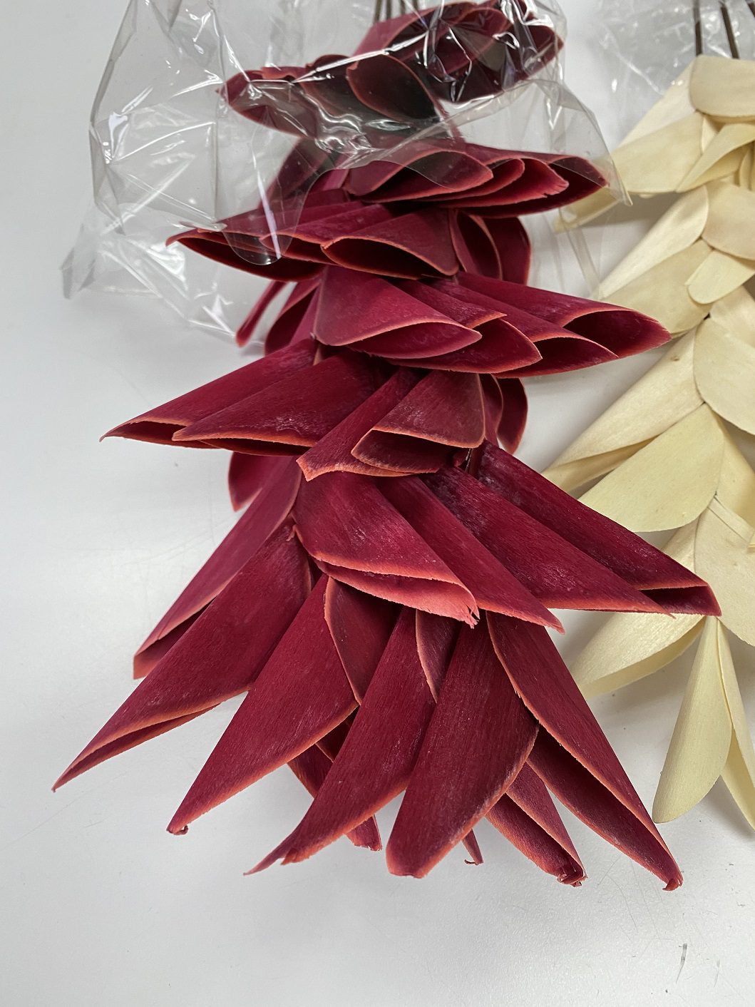 Flower Dry Leaves x4 pcs per packet, home decor, natural, garden, eventsAfaux579