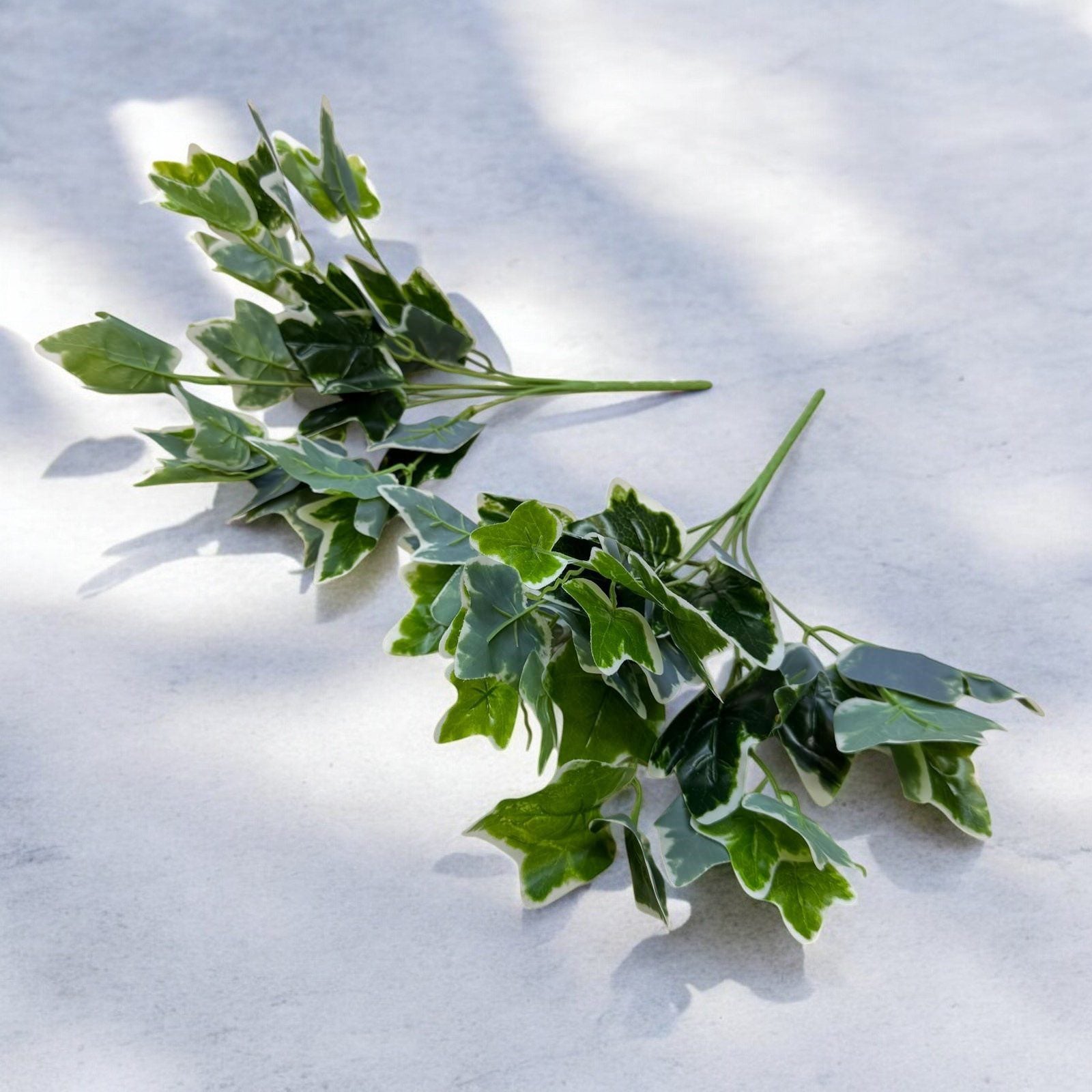 Artificial Variegated Ivy Bush – 30cm Faux Greenery for Home & Décor Afoil217