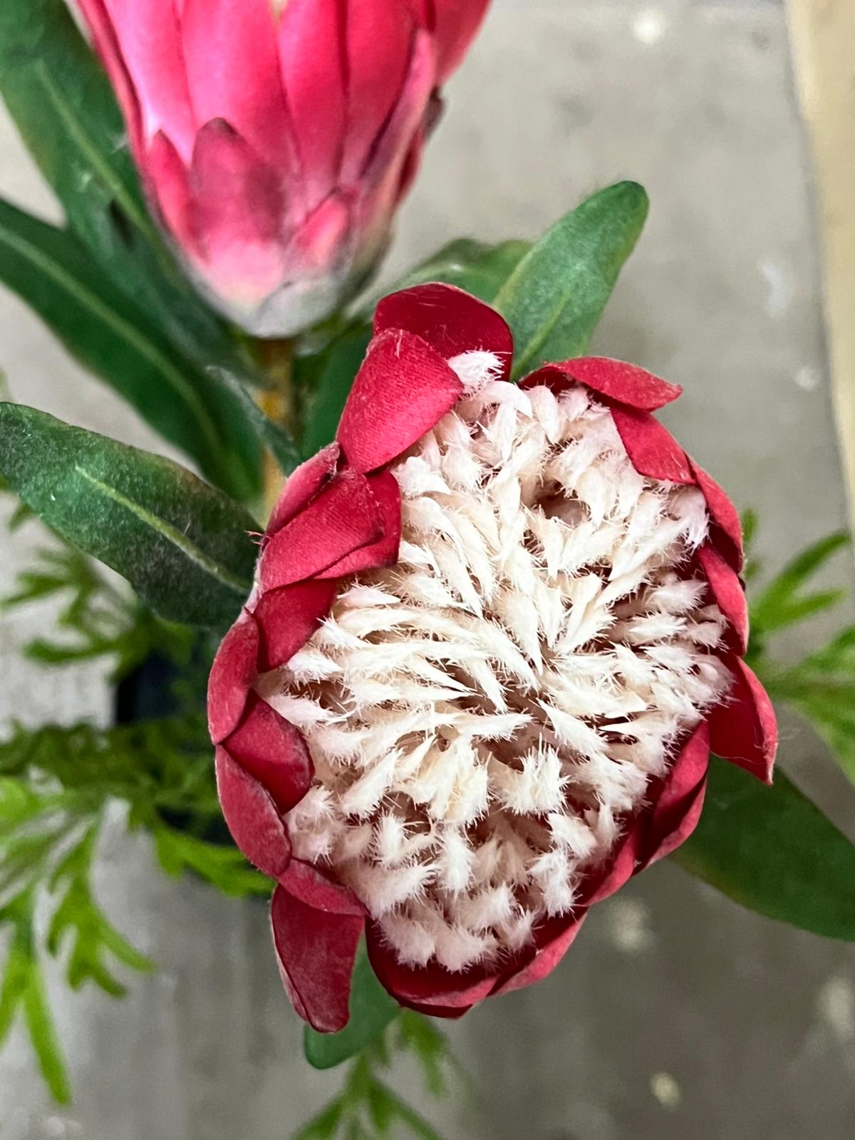 Creative Ways to Use Artificial Flowers for Wedding Decor in Singapore