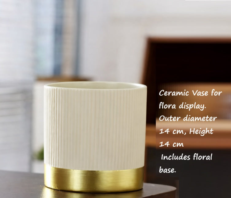 11-14cm Ceramic Vase for flora display Avase424