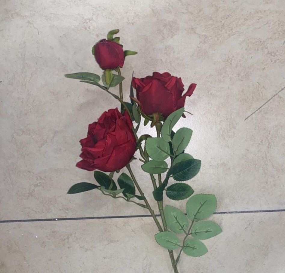Flower Rose stalk x 2 flowers 1 bud Polyester artificial Afaux642